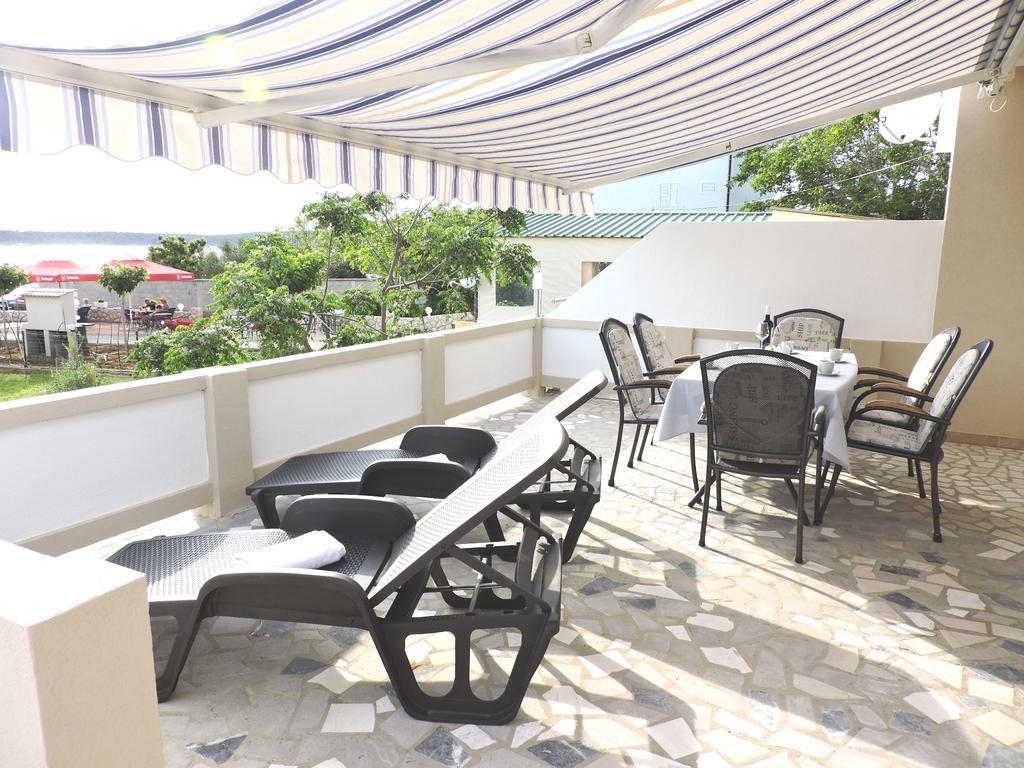 Villa Petra Barbat na Rabu Exterior foto